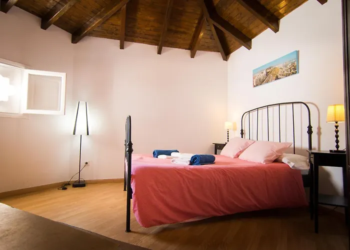 Holidays2Fuengirola Villa Mercedes In Center Fuengirola And 2Nd Line Beach