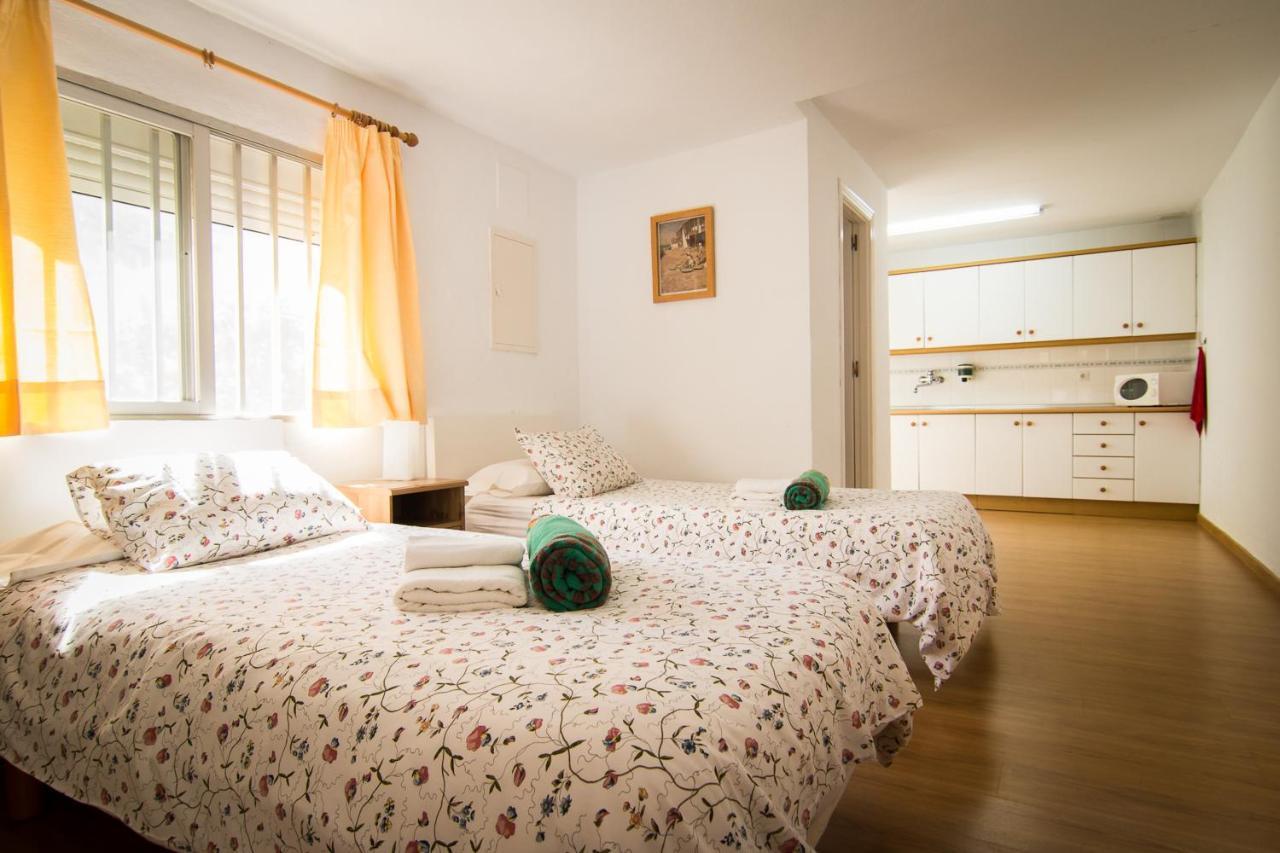 Holidays2fuengirola Mercedes In Center And 2nd Line Casa de vacances *